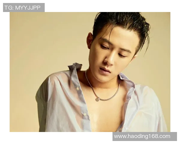 寸头足球球星头像聚焦 他们的激情与拼搏精神彰显绿茵场上的非凡魅力