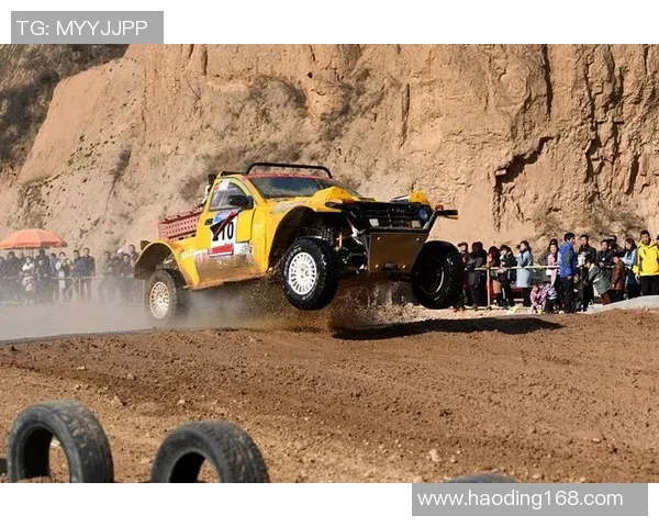 秦汉杯足球星河湾邀请赛激情开赛 跨界融合精彩纷呈